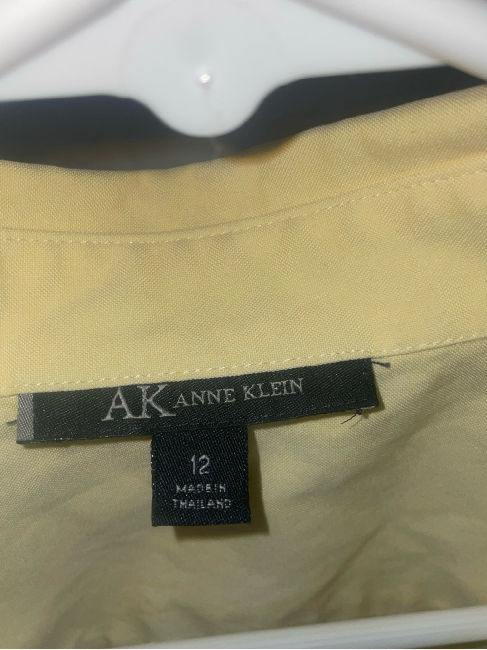 Anne Klein Soft Yellow Button-Up Shirt - Picture 4 of 6